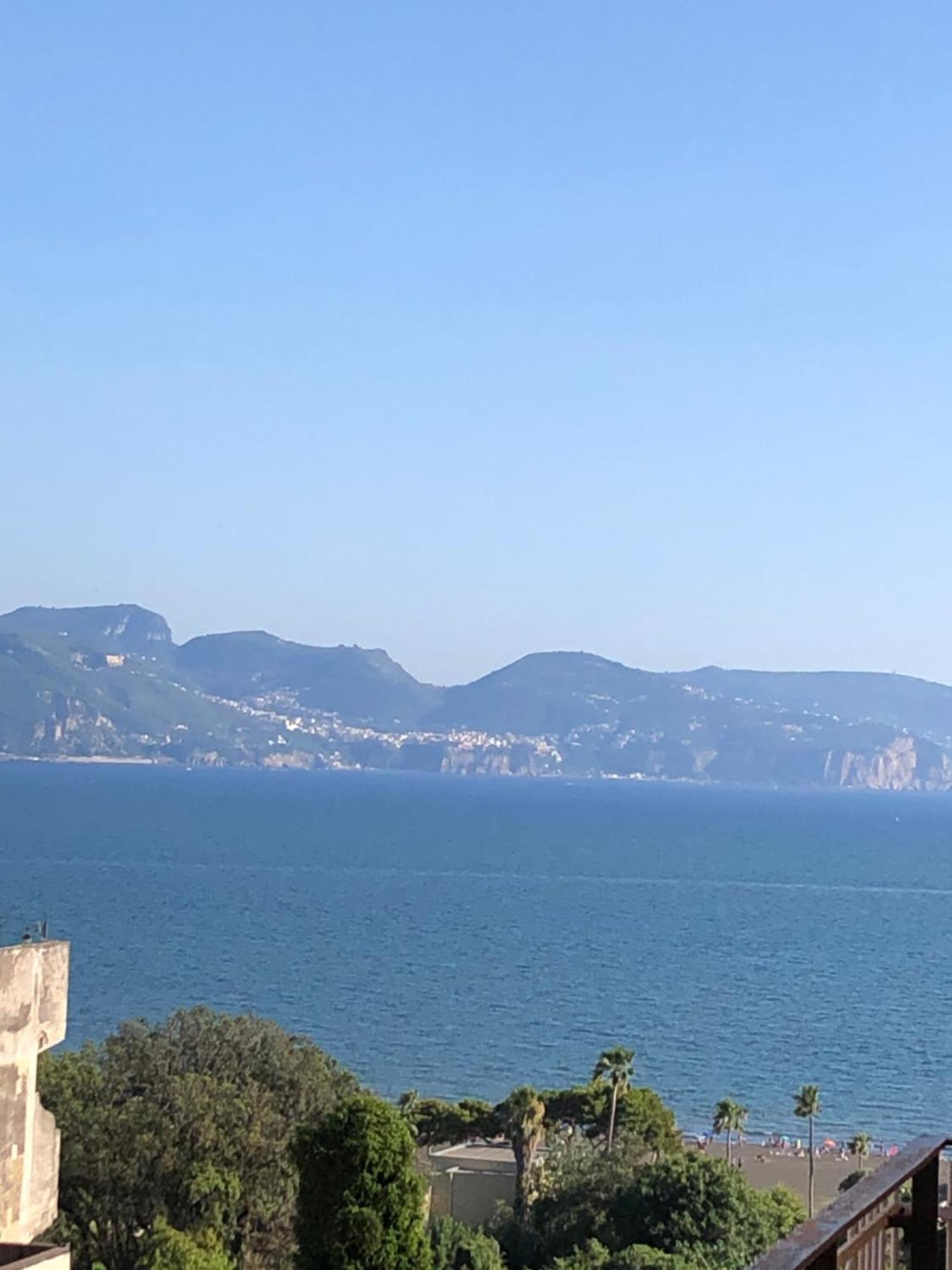 Ferienwohnung Sogno Di Mezza Estate Torre Annunziata Exterior foto